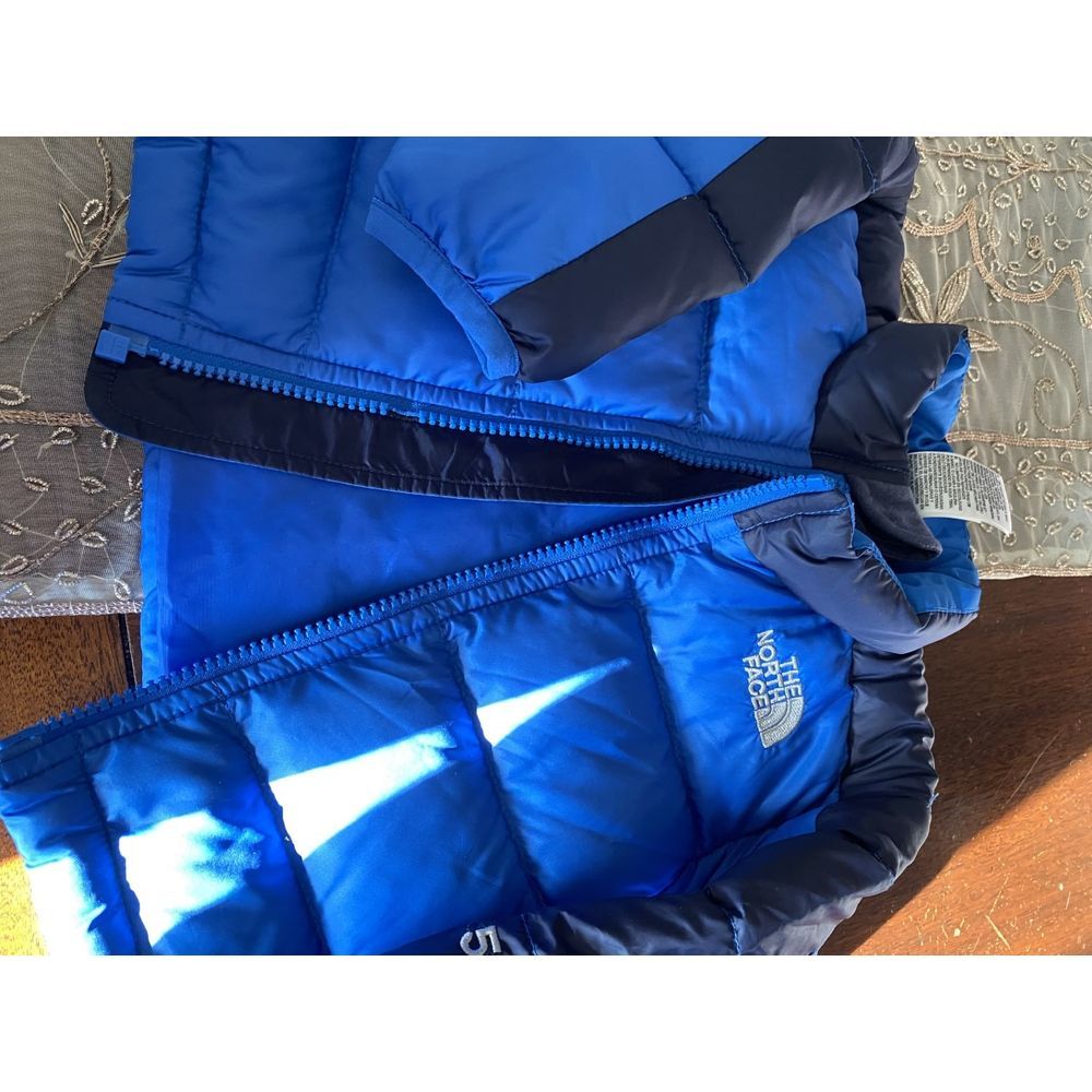 Infant The North Face 550 jacket - Picture 3 of 5